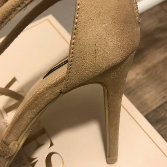 NIB VICES HEELS - Multiple Sizes - Picture 5 of 6